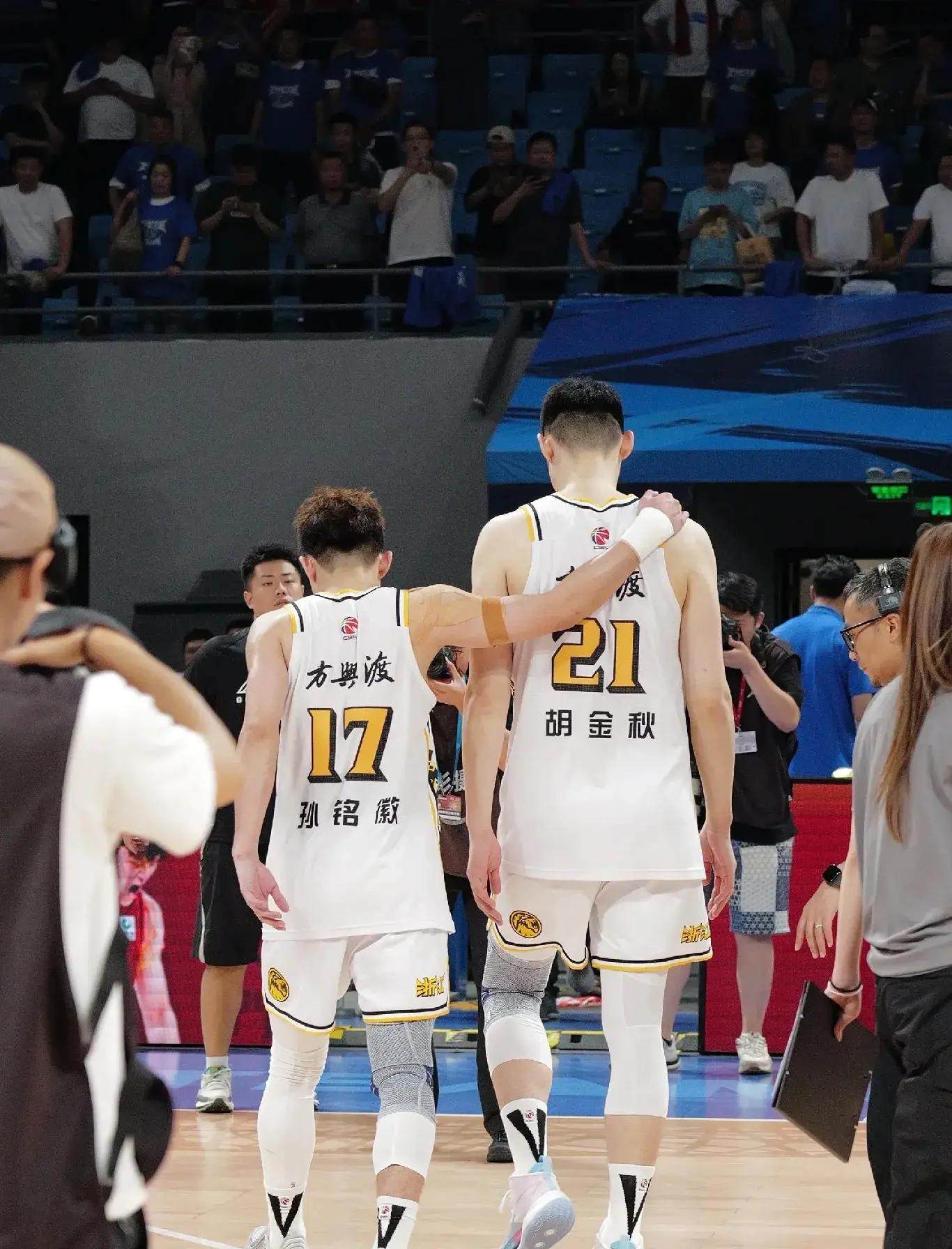 广厦男篮转会期完成体检；志在NBA季后赛名次提升；目标明确；球队文化再被提及的简单介绍-一竞技网站